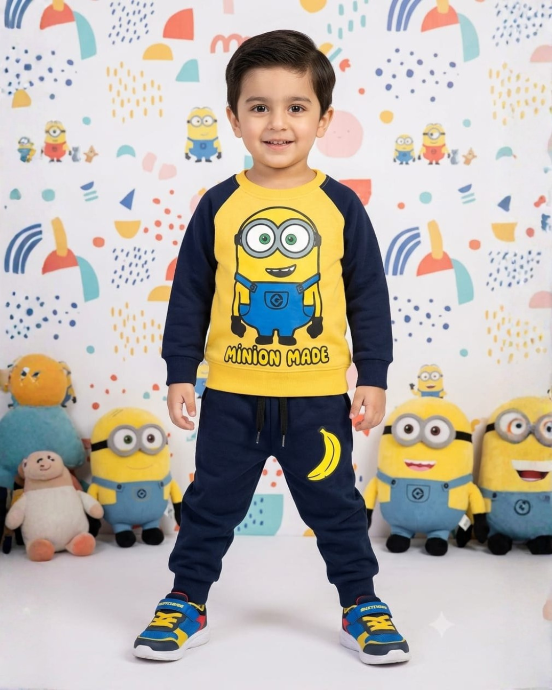2 PC UNISEX FLEECE SUIT - MINION PRINT